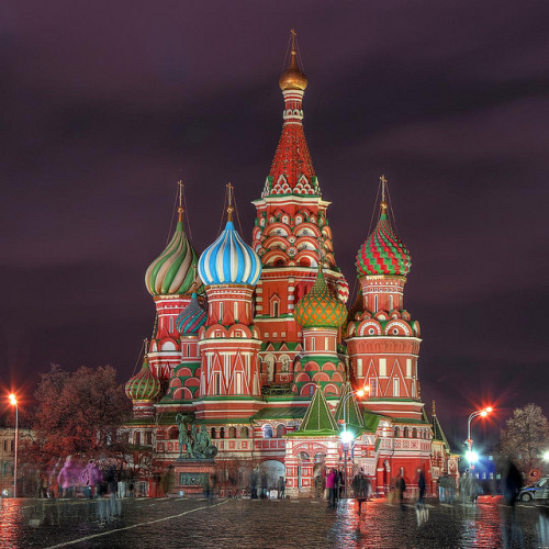 allthingseurope:Moscow, Russia (by Sergey Ponomarev)