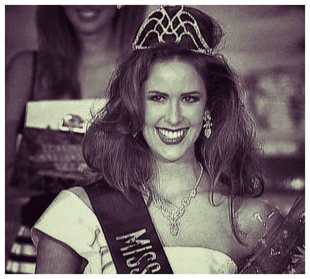 Miss Europe 1996 Marie-Claire Harrison of England November 28, 2013 at 06:03PM
Reblog from Miss Europe