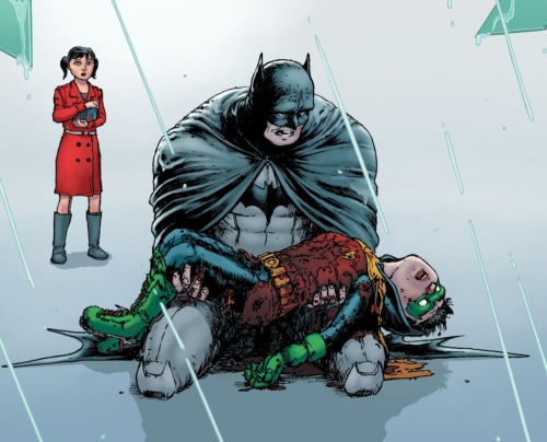Don't Tell Me That Bruce Can Hold His Son Like This And Not Have Flashbacks Of That Day...