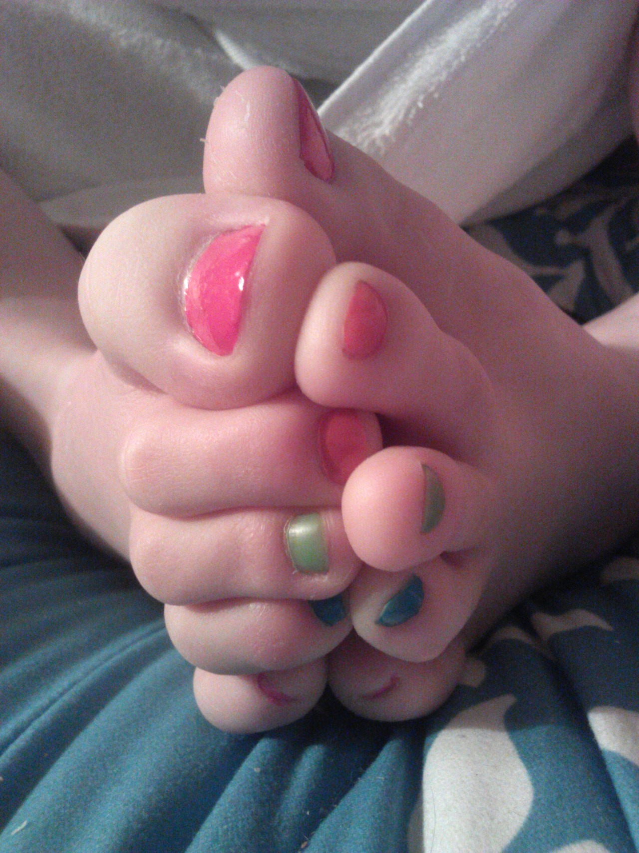 blogbradbery:Sexy toes.