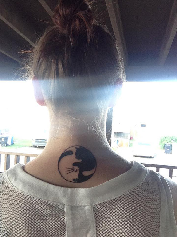 awesome-picz:  Minimalistic Cat Tattoos For Cat Lovers 