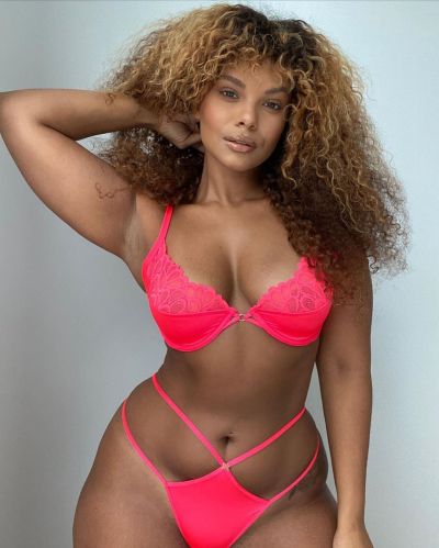 fletchertrowan:queens-goddesses-vixxxens-deact:Beautiful