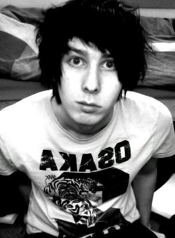 amazingemmaisonfire:  youtubelover03:  Damn right, Daniel.  I’m jealous of you