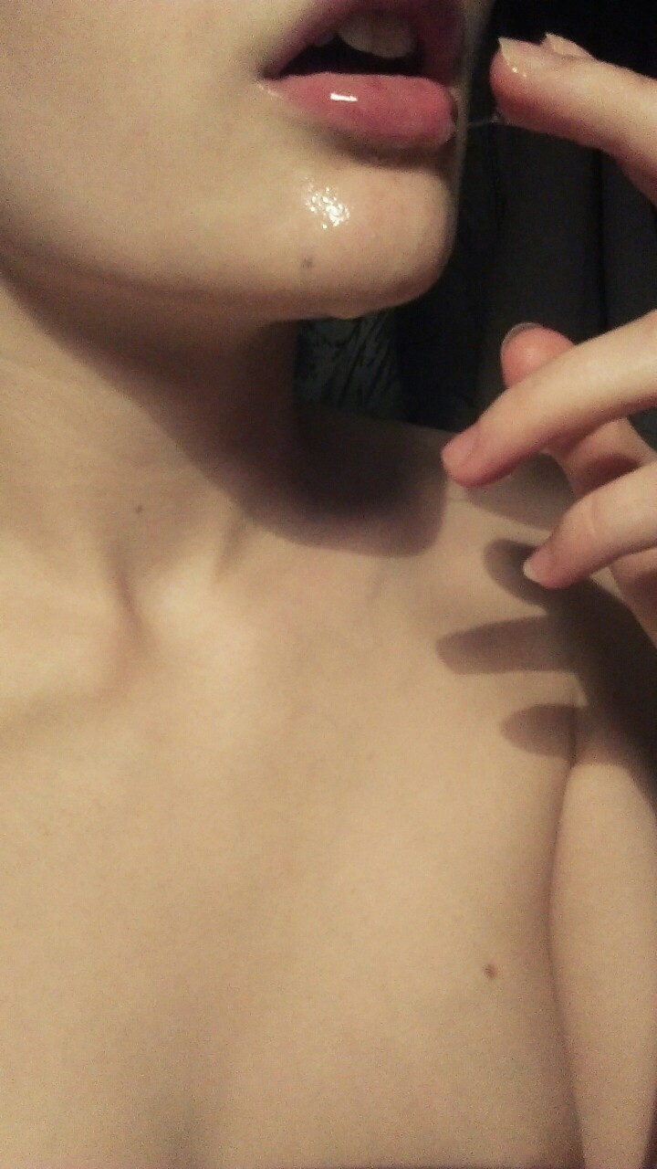 pup-pyrus:I got way into sucking and drooling all over my fingers and made a mess