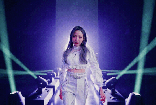 ii-izone:honda hitomicenter of akb48&rsquo;s 59th single &ldquo;my ex-boyfriend&rdquo;