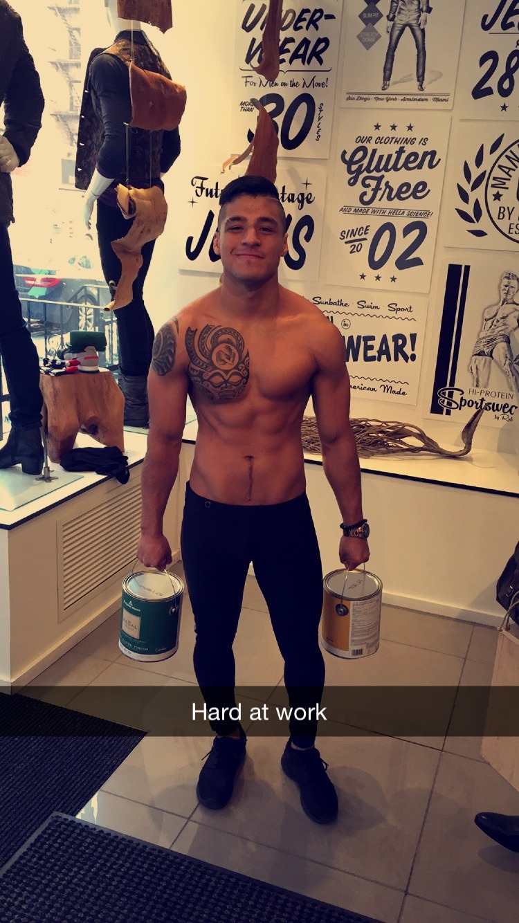 rufskindenim:rufskin_ny55 minutes ago#RUFSKIN New York employee hard at work. Please