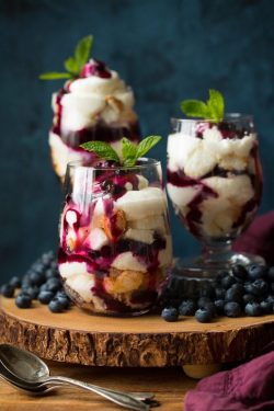 guardians-of-the-food:  Angel Food Cake Trifles Cheesecake Topping Blueberry Sauce