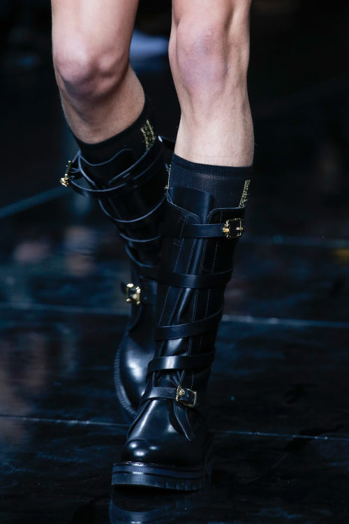 XXX   Versace FW 13 Menswear   photo