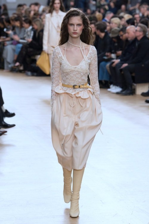 lula-loves:Nina Ricci FW 17