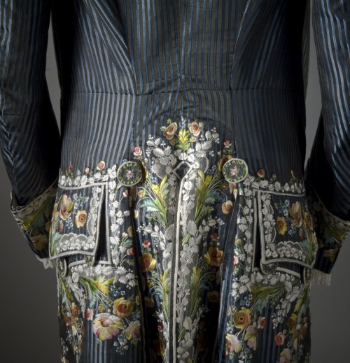 elyssediamond: Suit worn by the Swedish statesman and diplomat Axel von Fersen (1755-1810), c.1785.P