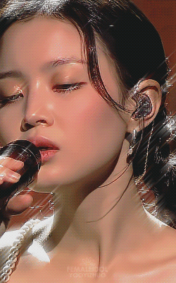 femaleidol:  LEE HI ❀ HOLOinkigayo 200726