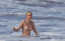 hotcelebshd:  Miley Cyrus Topless in Hawaii HQ Pictures ALL PICTURES: Click 