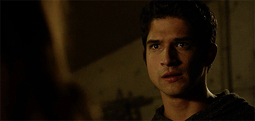 stiles-and-lydia-tho:You see this face? This is the face of a flawless human being and an even more 