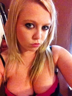 theamateurhouse:  She now lives in the  …..AMATEUR