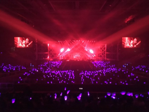 analyze-fx: You guys are spreading around the WRONG periwinkle ocean photo!!! The one that’s going a