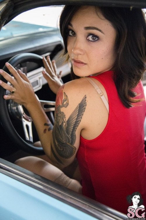 sglovexxx:  Qinn Suicide - Fastlanehttps://suicidegirls.com/girls/qinn/album/1958093/fastlane/