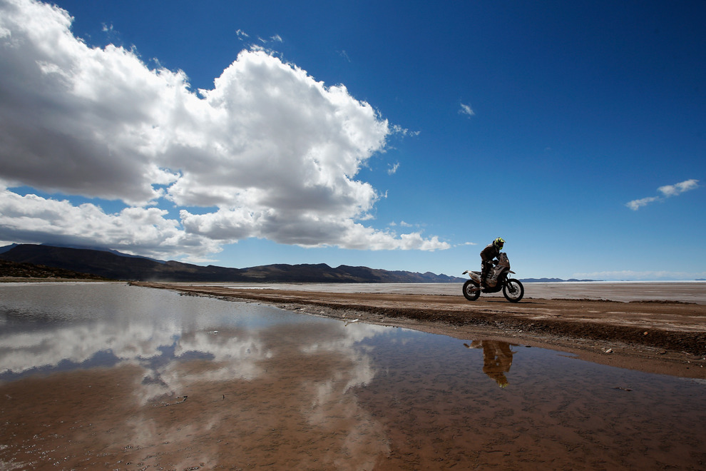 pedalfar:  (via Dakar Rally 2014 - Photos - The Big Picture - Boston.com) 