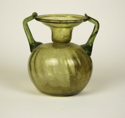 reallyoldglass: Green Two-handled Sprinkler 3rd - 4th century The Allaire Collection of Glass