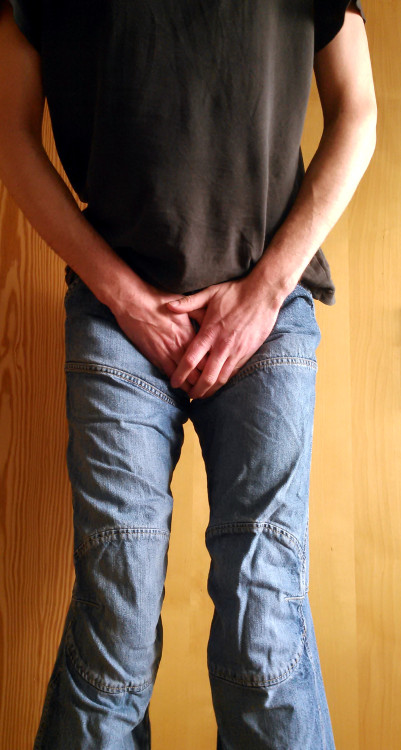 corney512:I tried to be a big boy …. and … oops … I think I failed. Who’s gonna help me …? Very nice!
