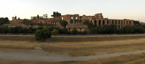 Palatine Hill and  ruins of imperial palaceRome, July 2007