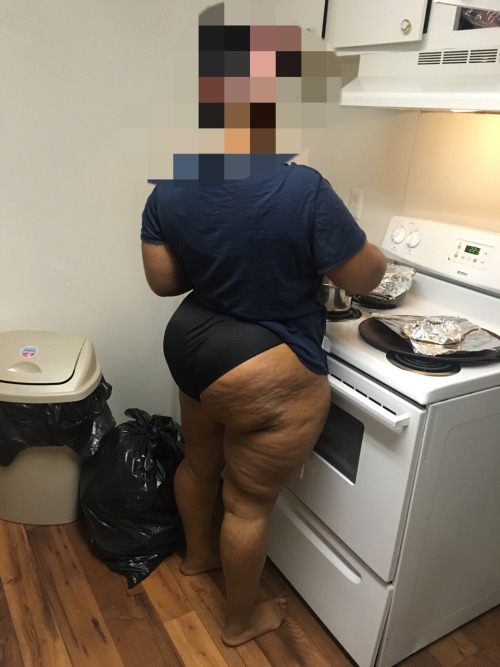 gtd912:  In the kitchen making it do what adult photos