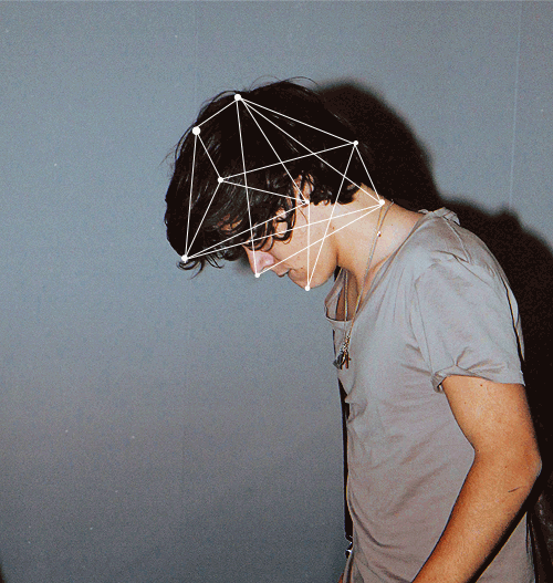jckfnn:  one direction constellations: cause i’m tired of feeling alone 