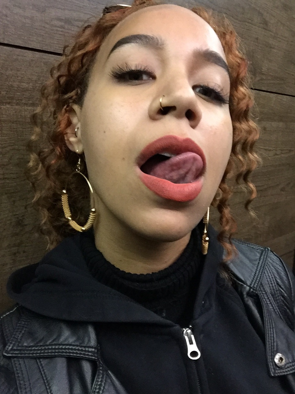 2jam4u:  a year ago i used to take pictures of myself almost every day because i
