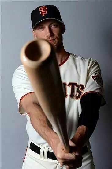 justafreakyvenezuelangirl55:  “Hunter Pence receives ‘Happy Birthday’ shout