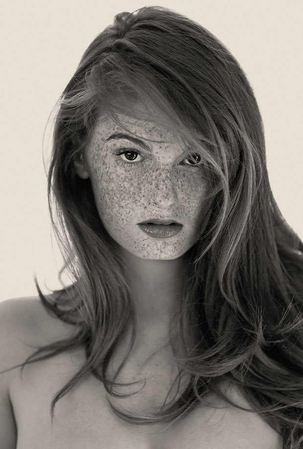 s0mmerspr0ssen:   For his recently published picture book Freckles (Splice Pictures