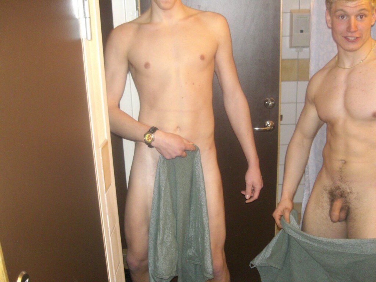 ★ Nude Soldiers ★