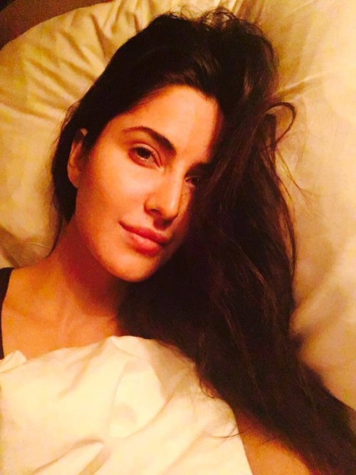  Katrina Kaif- “Finally a bed after 3 days” 