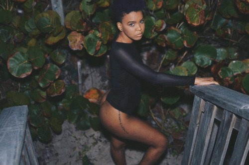 theofficialkhaos:  Amanda Christian #Jamaican #Beautiful #NaturalHair #Sexy #Tumblr