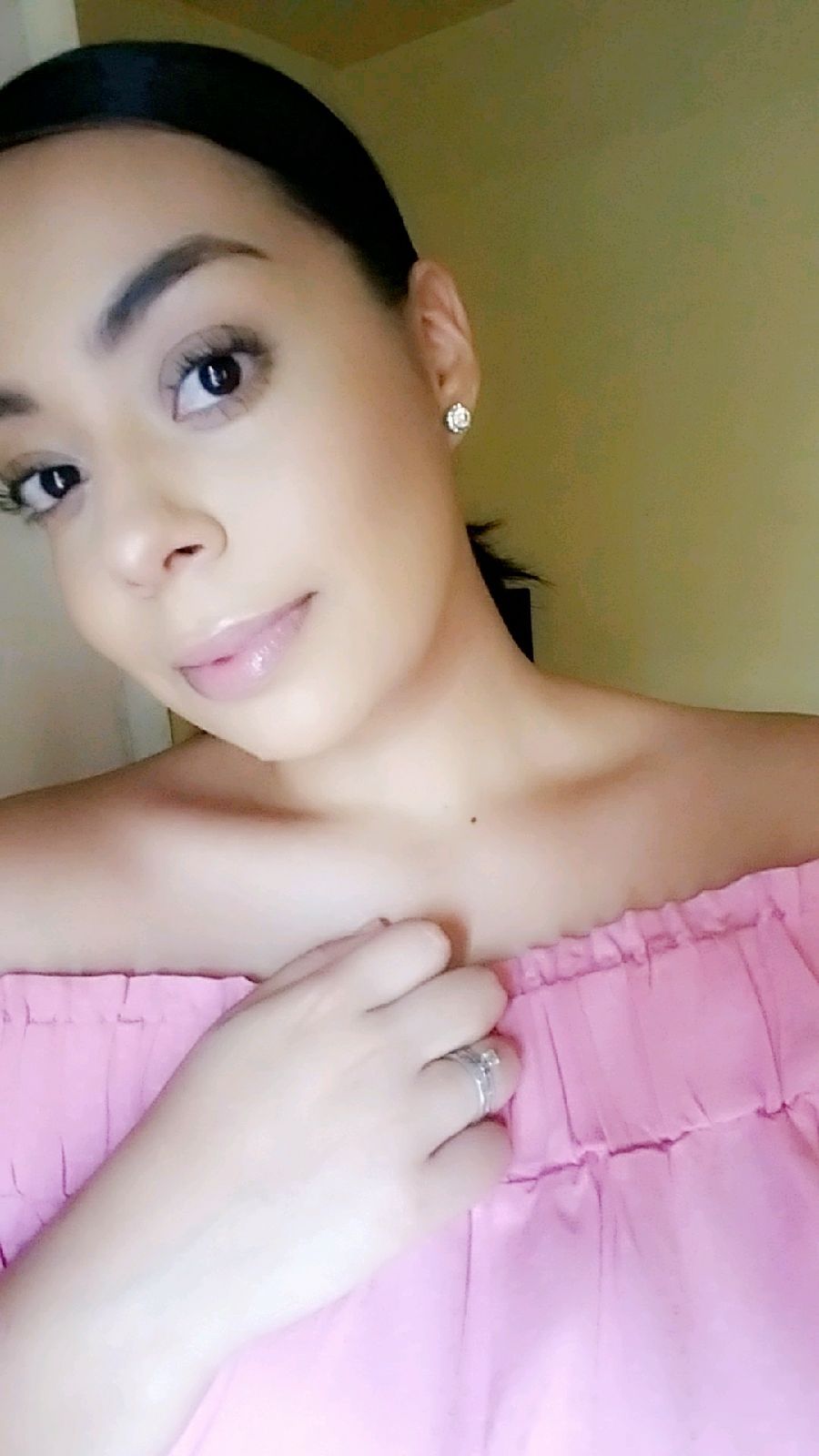 chubby-colombian-wifey:  What a beautiful woman! -Wifey 