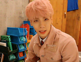 shoyeonji:  pretty in pink ♡ 
