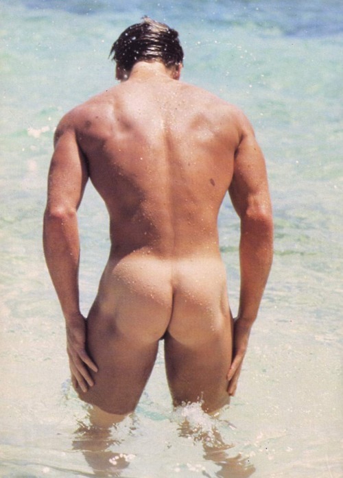 Men by sea