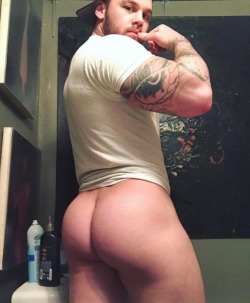 beefybutts:Matthew Camp