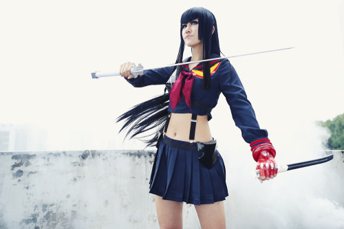 kanasaiii:  Kill la Kill キルラキル Satsuki Kiryuin 鬼龍院 皐月 by Kanasaiii Photos by Nik Yan & Cvy Bakuzan, Gako & Glove made by KanasaiiiCostume by Ashteyz LiewShoot Assist by Wong Yokey Heng, Data Ronin  nnnnnnNNNOOO YOU DO N OT