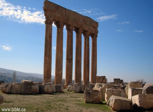 mostly-history: Temple of Jupiter (Baalbek). The Temple of Jupiter stands on a platform called the G