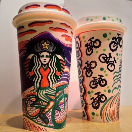 lacletaoficial: Bike Girl fixes her hair… #starbucks #coffecupart #bike #bikes #reusable by cproppe