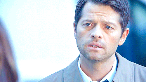 aniciakm:Castiel in season 11 deleted scene(how i miss himﻩﻩﻩ°*”˜)