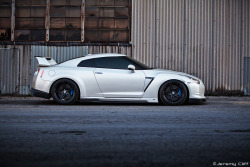 crash–test:Tommy Kaira Widebody R35 Nissan GTR (by jeremycliff)