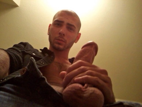 hotguyswithface:Come check out my blog. Stay a while, drop you pants and tug off a load, we don’t judge :)  if you like this image then please follow me at http://hotguyswithface.tumblr.com/ If you really like the blog then how about submitting