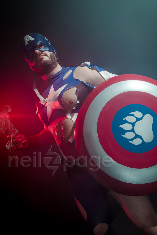 undercub01:  nzpage:  Captain Bearica - the Bears’ favourite superhero!  😜😜GRRR!! 😜 😜