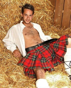 Flashing men in kilts