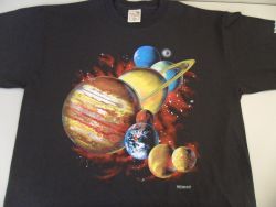 fuckyeah1990s:  i want this 90s t-shirt of the solar system… Pluto is on it, its tight…
