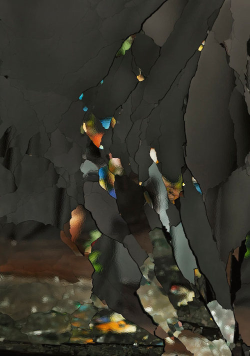 culturenlifestyle:  Lush Flower Bouquet Reflected on a Broken MirrorIsraeli photographer Ori Gersht creates a psychedelic photography series, which includes an unconventional tool: a broken mirror. Entitled, On Reflection, the series uses plastic and