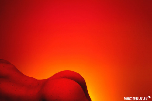 The Naked Homo: An Exploration Of A Human Body In Another Light.Follow on Instagram: @simonology.nud