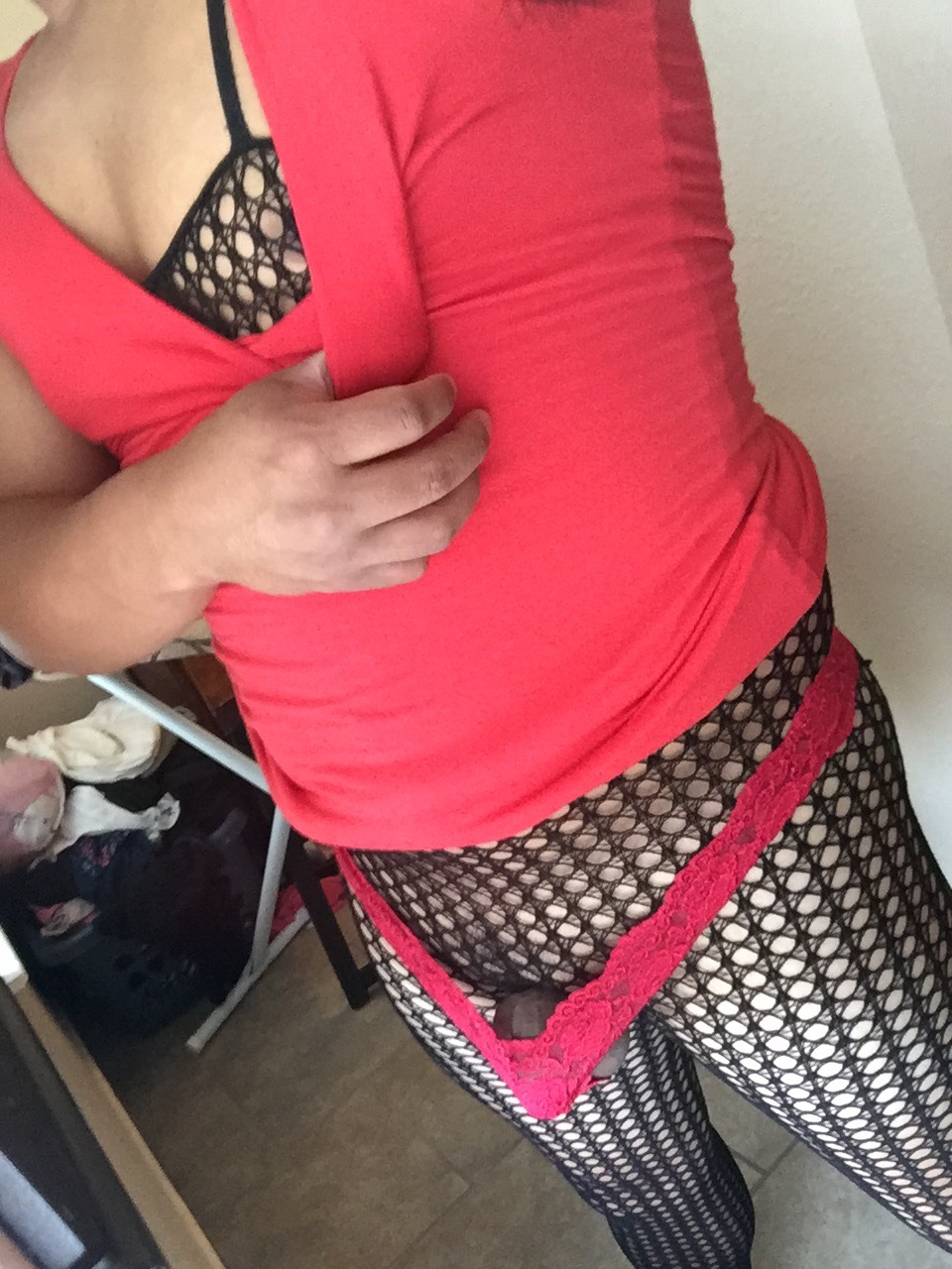 havingfun6699:  Hi everyone! Please reblog my pics and share me. Tell me what u think.