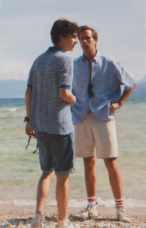 Boyfriends on holiday arguing about whether or not they left the oven on at home