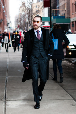 lordandtaylor:  Justin O’Shea’s Street Style: The words clean, classic and tailor made immediately come to mind. 